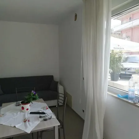 Tartana House